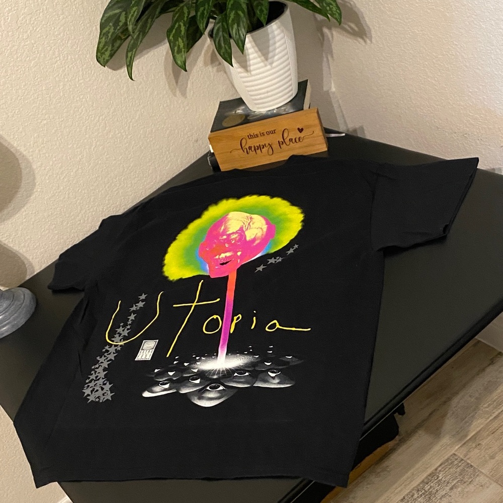 Travis Scott- Astroworld Tour Merch